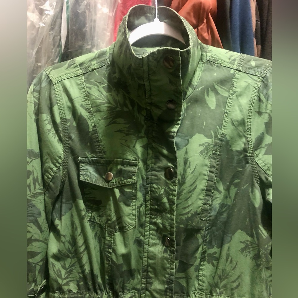 Jacket - Picture 3 of 9